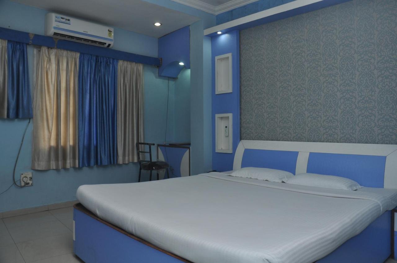 Hotel Grand Arjun Rāipur Extérieur photo