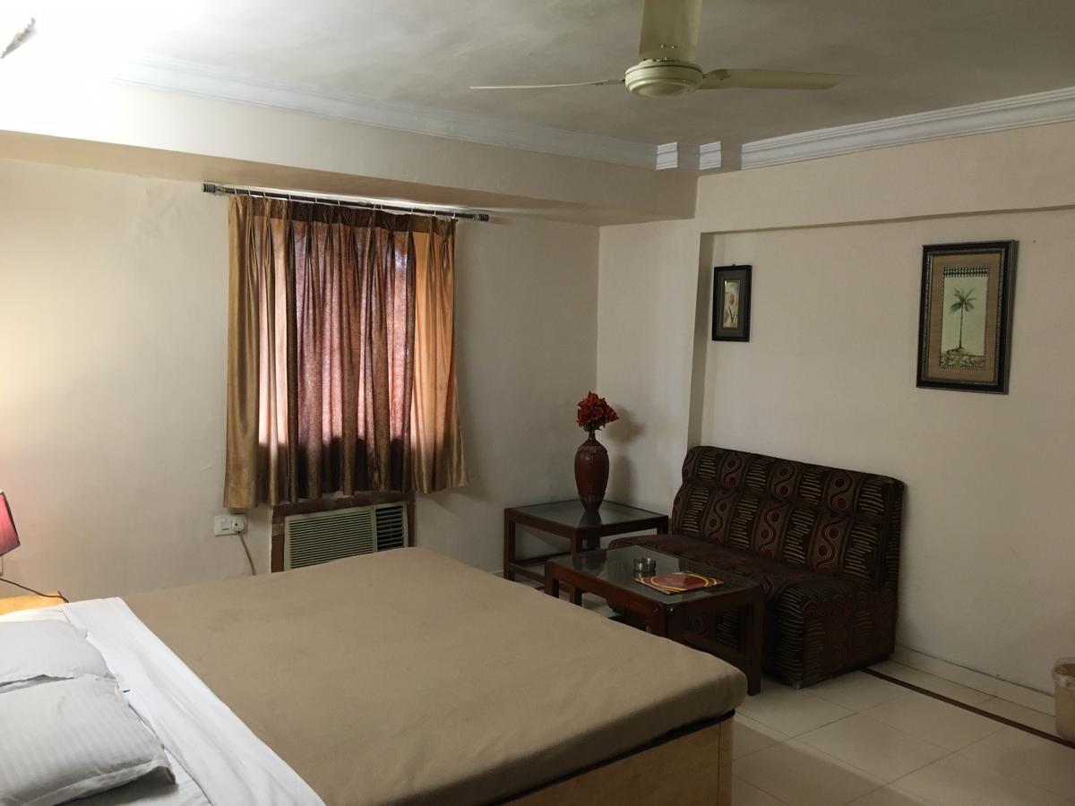 Hotel Grand Arjun Rāipur Extérieur photo