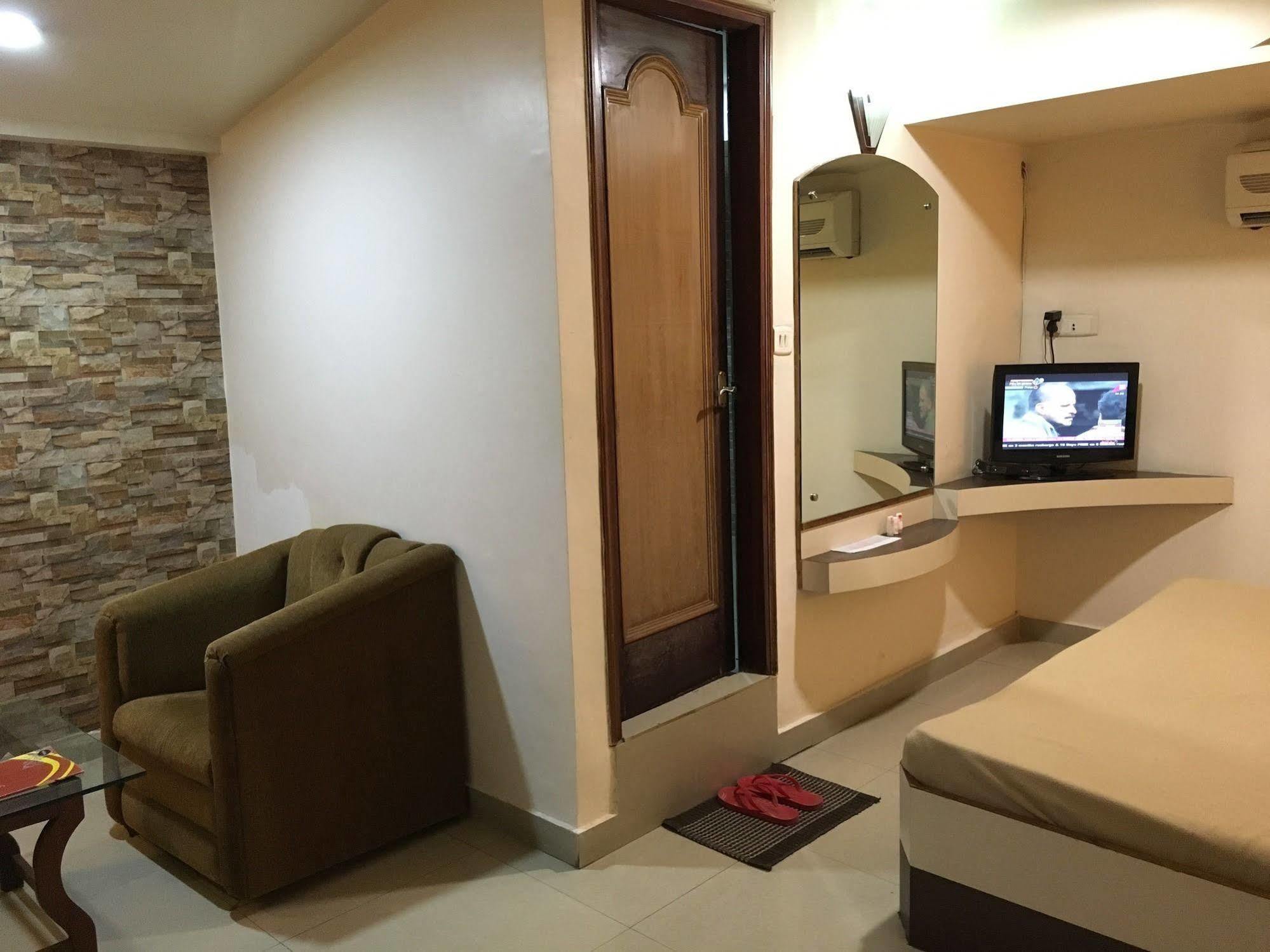 Hotel Grand Arjun Rāipur Extérieur photo
